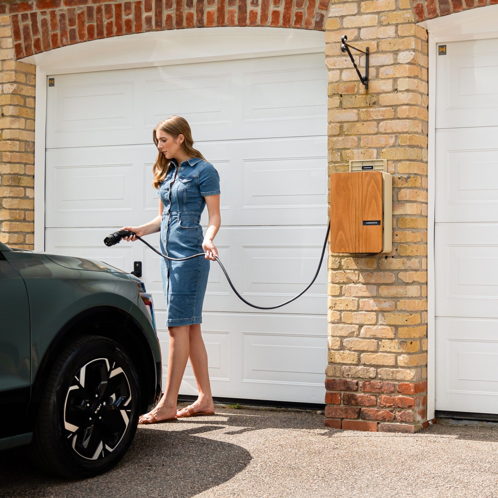 pexels-andersen-ev-1587213396-27355836